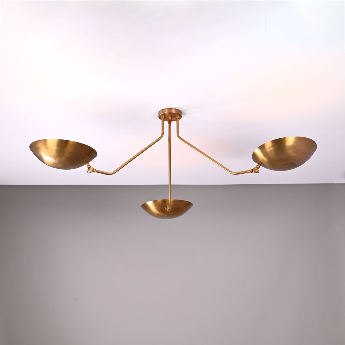 Mid-Century Modern Brass Chandelier | Customizable Flush-Mount Ceiling Light 3-Arm Adjustable Light Fixture - 32334