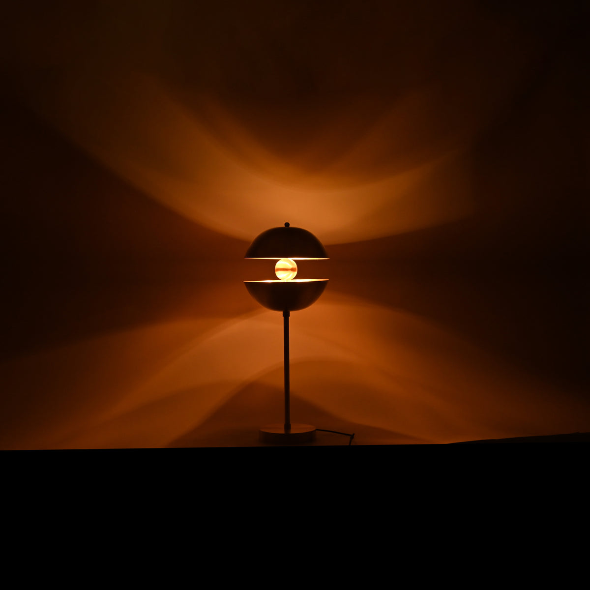 Modern Brass Table Lamp – Sculptural Mid-Century Lighting, Fully Customizable,  - 32345