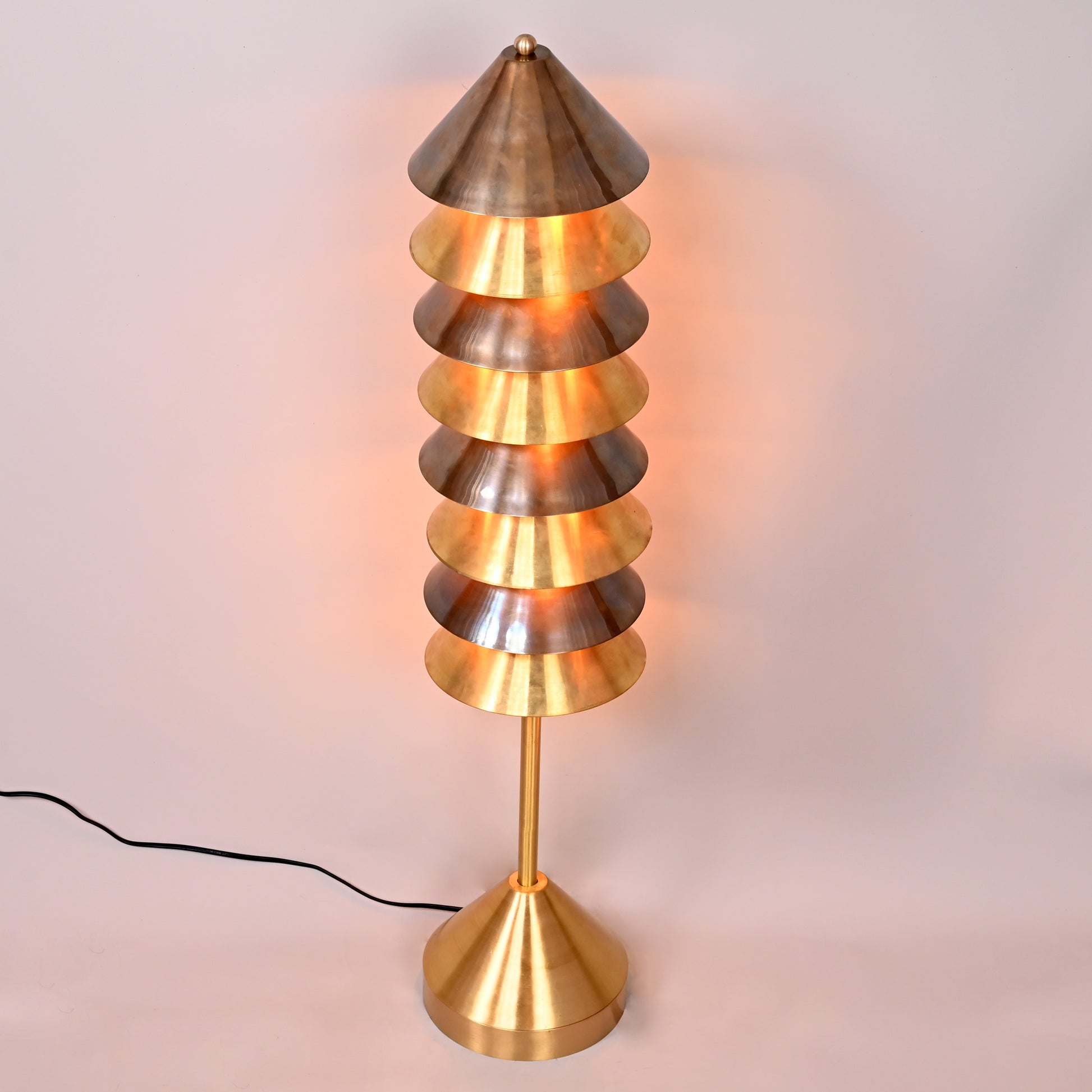 Modern Brass Plug in Floor Lamp Art Deco Light Luxury Bedside Floor Lamp Couch Floor Room Corner Ambient Lamp Christmas Tree Wire Plug-in 32396