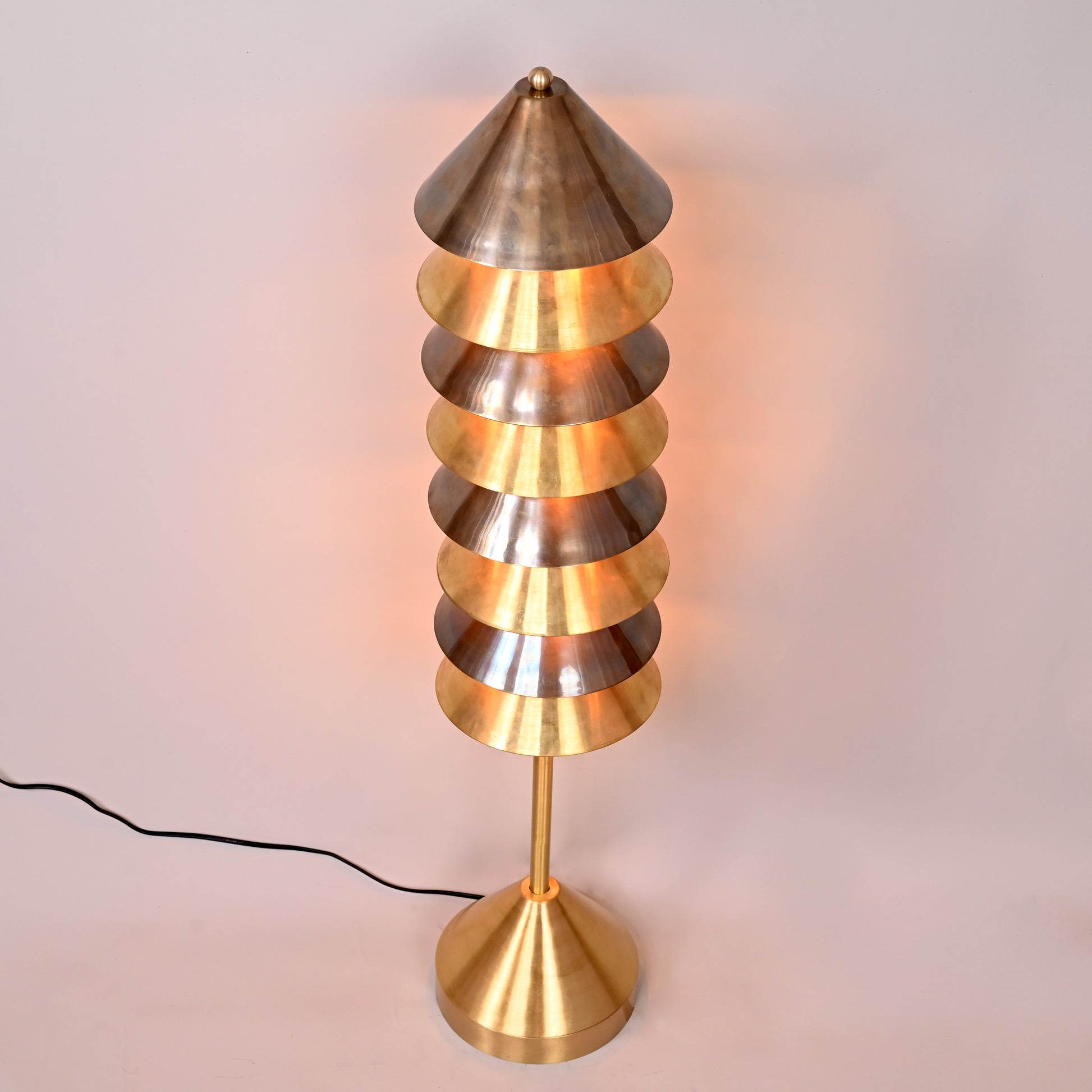 Modern Brass Plug in Floor Lamp Art Deco Light Luxury Bedside Floor Lamp Couch Floor Room Corner Ambient Lamp Christmas Tree Wire Plug-in 32396