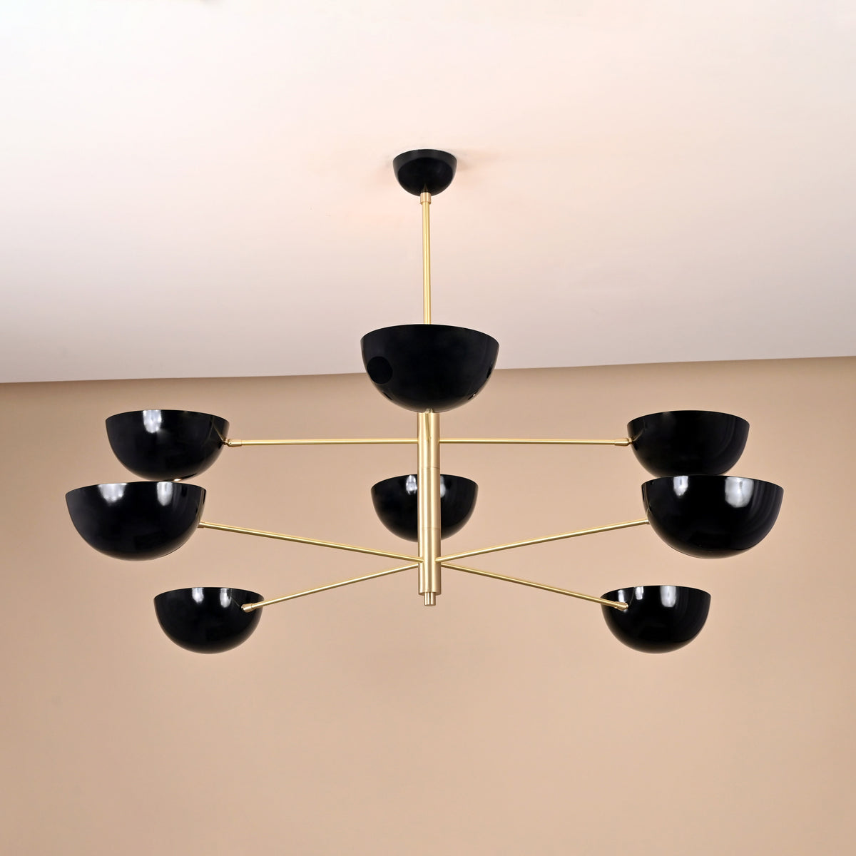 Modern 8-Light Brass Pendant with Black Shades – Sculptural Minimalist Ceiling Fixture