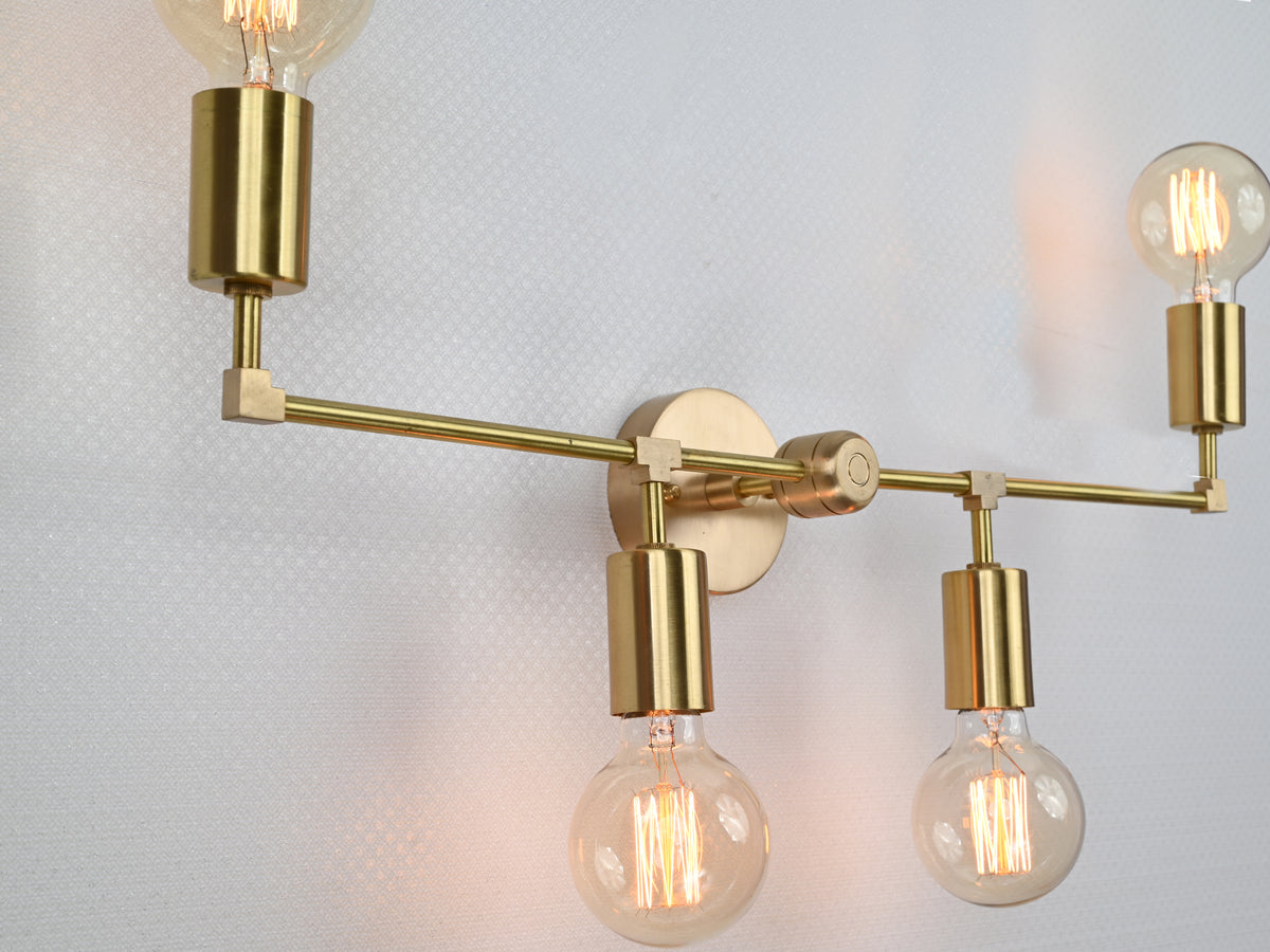 Horizontal mid-century brass wall light - Berlin Axis