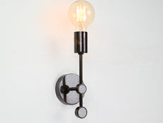 Vintage Minimalist Brass Wall Sconce | Customizable Vertical Light Fixture for Chic Interiors - 32534