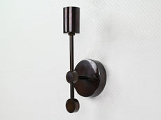 Vintage Minimalist Brass Wall Sconce | Customizable Vertical Light Fixture for Chic Interiors - 32534