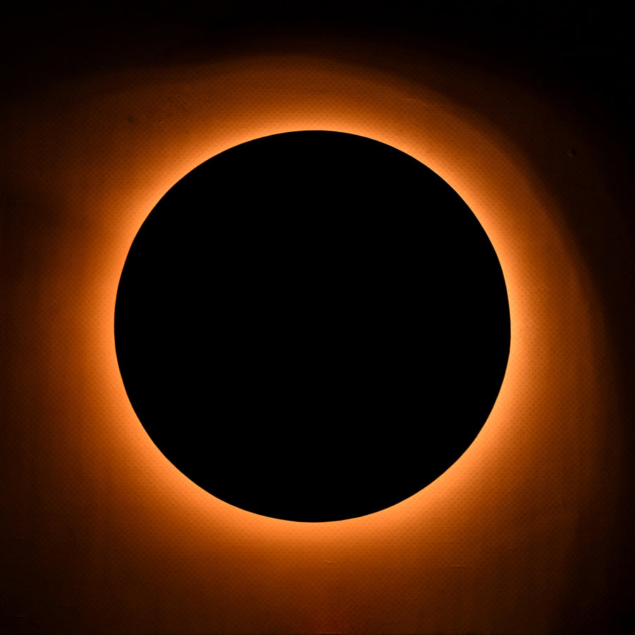 Minimalist Oversized Dome Wall Sconce with Uplifting Light | Customizable Modern Decorative Fixture - 32595