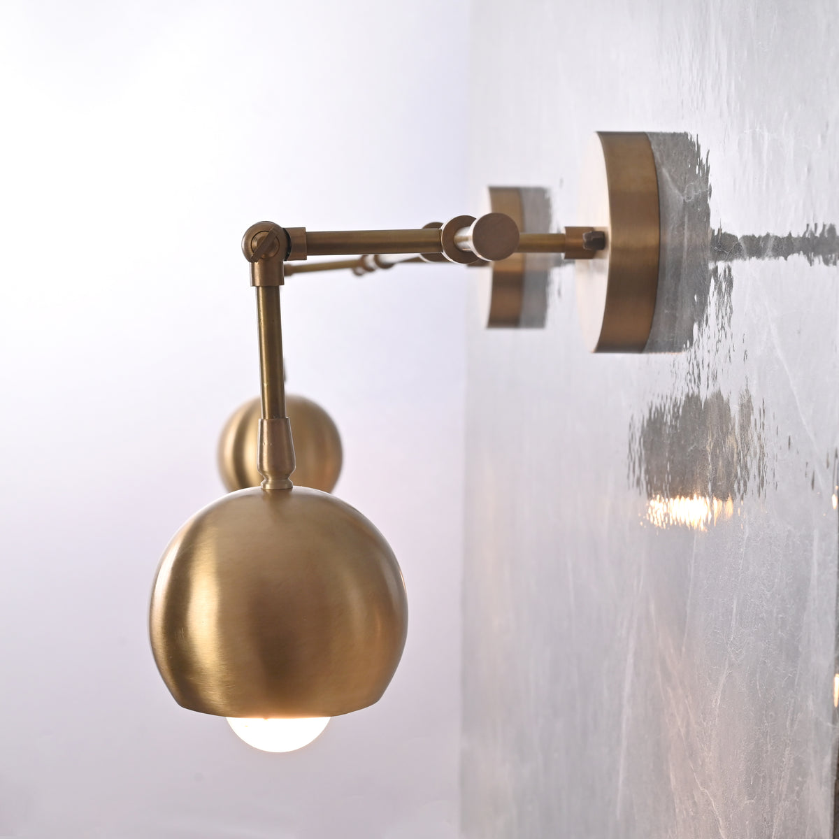 Modern Globe Arm Wall Sconce with Extended Bar Design | Customizable Dual Head Decorative Fixture - 32605