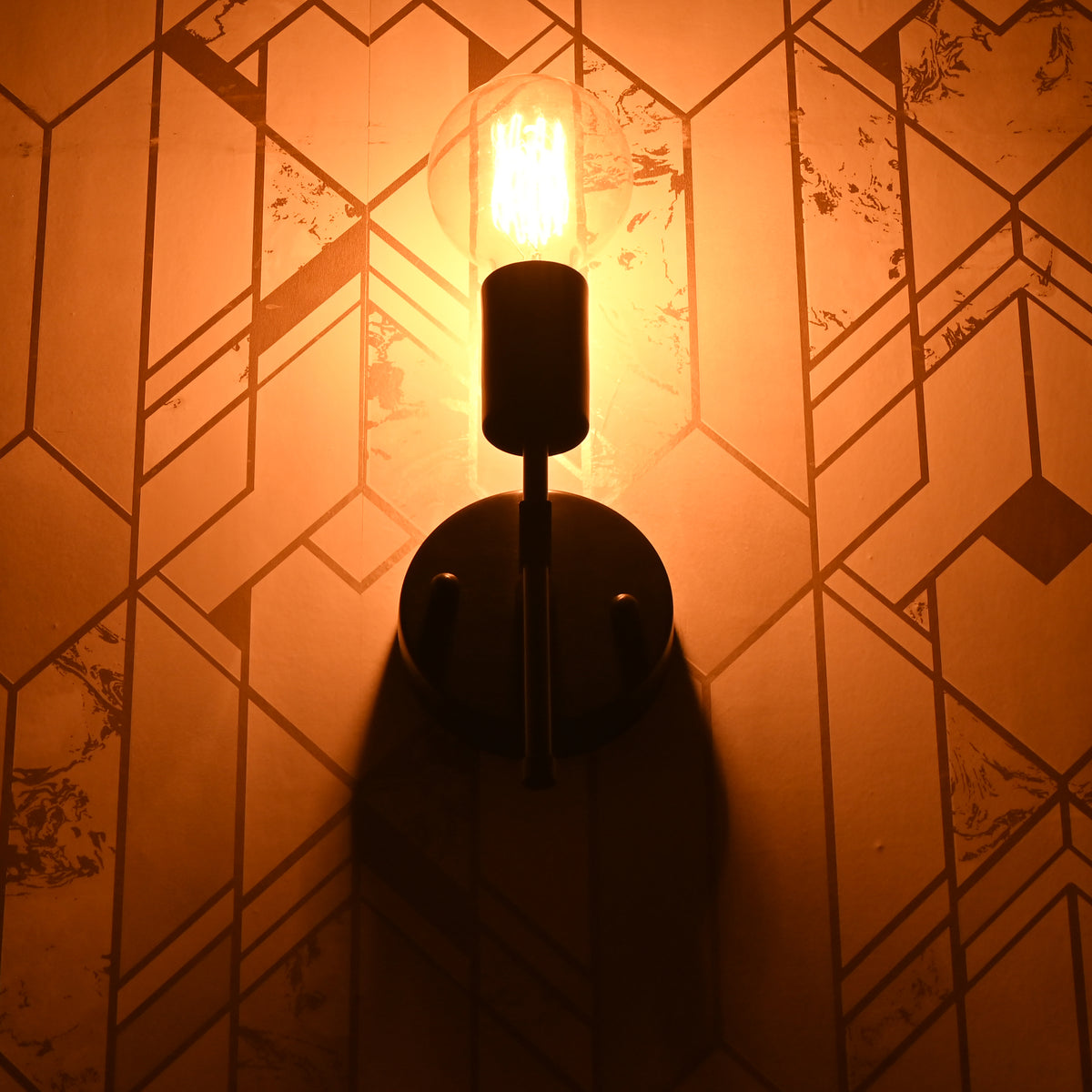 Modern Vertical Wall Sconce with Exposed Bulb Design | Customizable Minimal Decorative Light Fixture - 32610