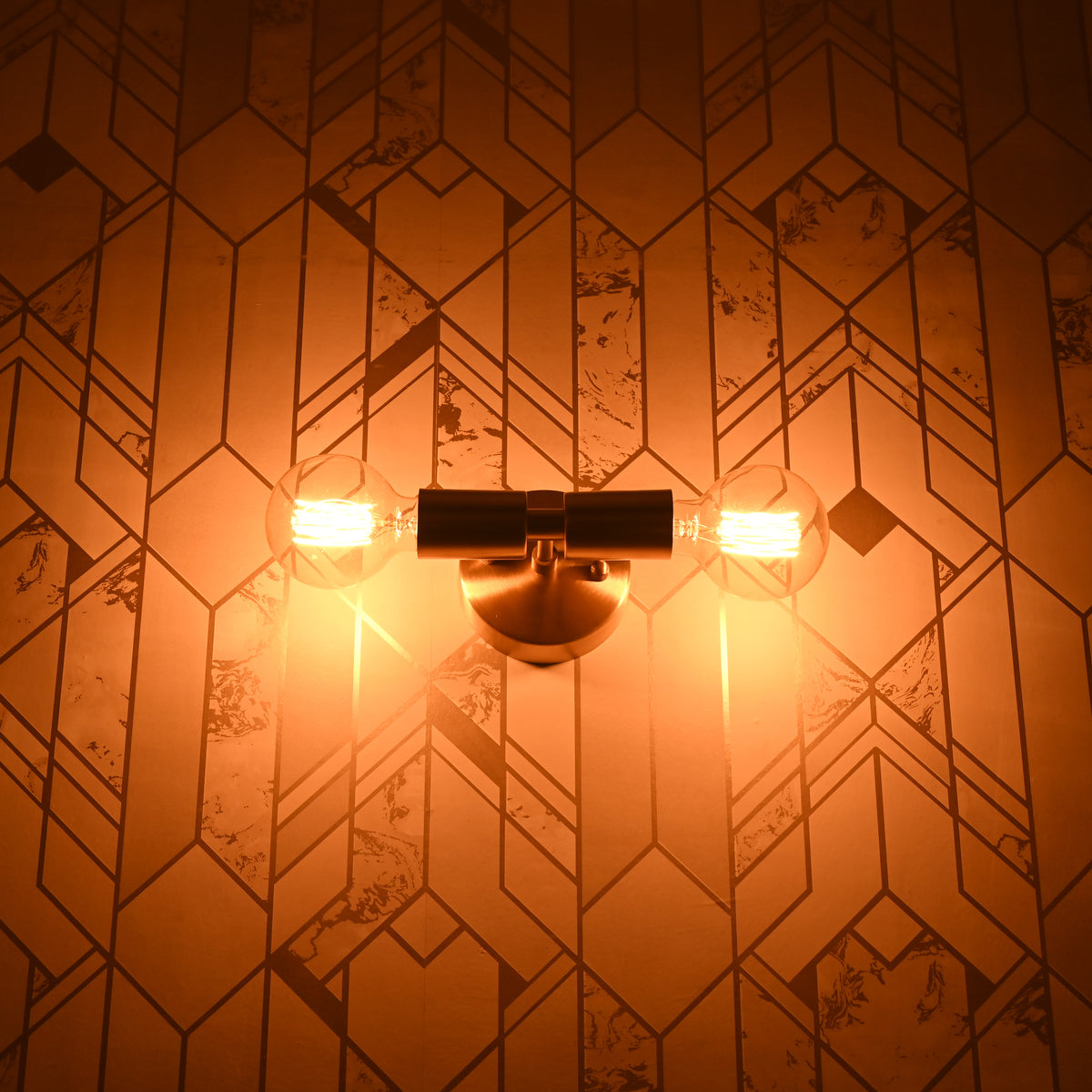 Mid-Century Modern Brass Tube Wall Sconce | Customizable Dual-Bulb Light Fixture For Bathroom Vanity - 32615