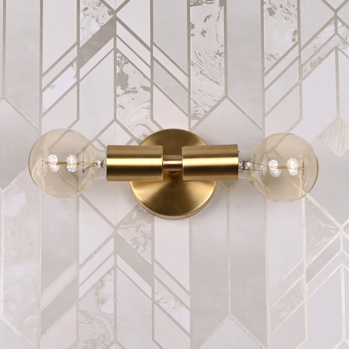 Mid-Century Modern Brass Tube Wall Sconce | Customizable Dual-Bulb Light Fixture For Bathroom Vanity - 32615