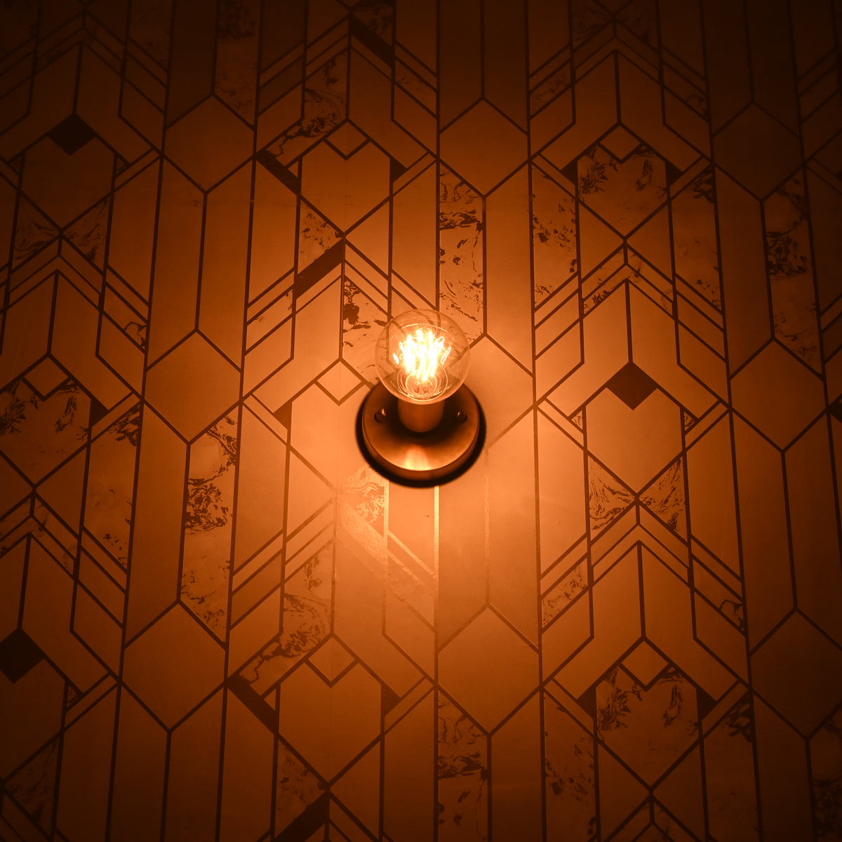 Industrial Minimalist Brass Wall Sconce | Customizable Single-Light Fixture for Modern Home Interiors - 32618