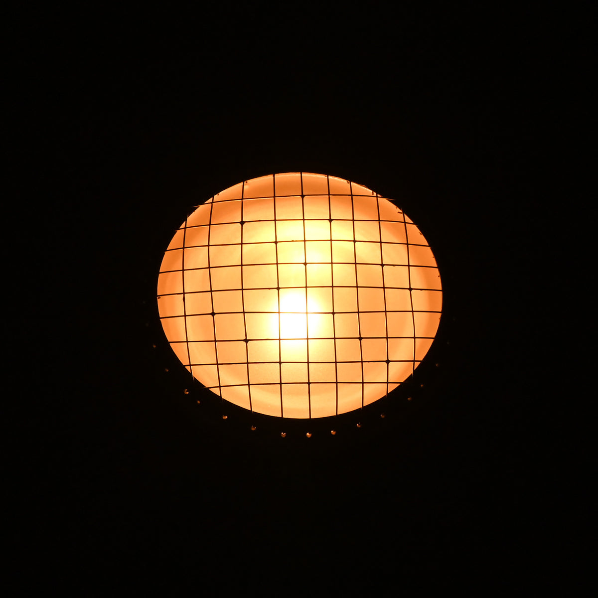 Bold Industrial Glow with a Vintage Brass Mesh Accent by Brass Leaf Studio 32624