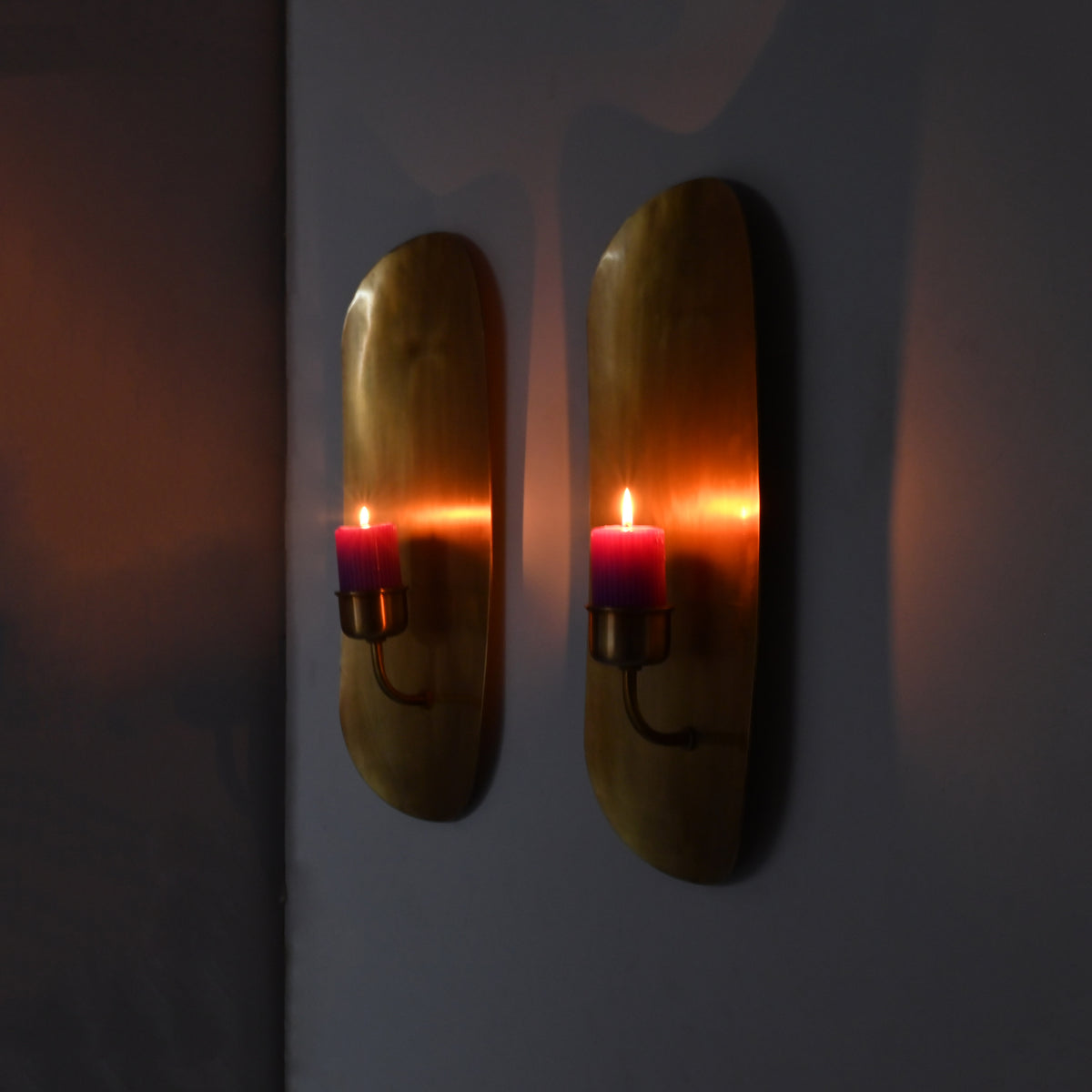 Verona Heritage – Brass Wall Candle Holder – Sculptural Minimal Candle Sconce – 18.5" – Model 32845
