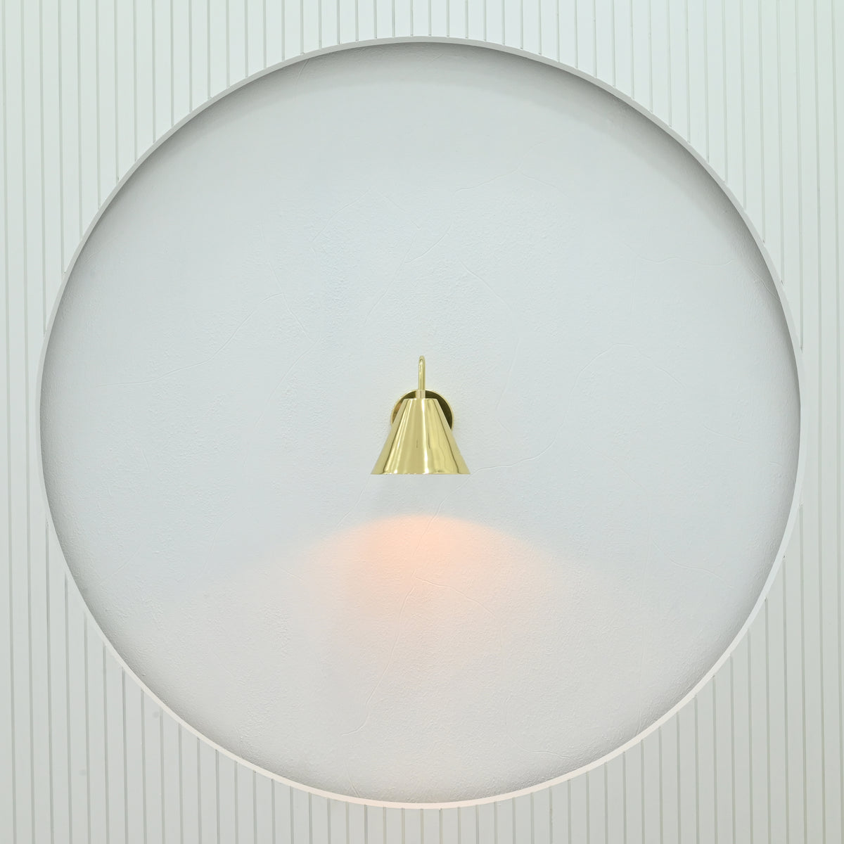 Venice Solid Brass Cone Wall Sconce – Curved Arm Reading Light 72262