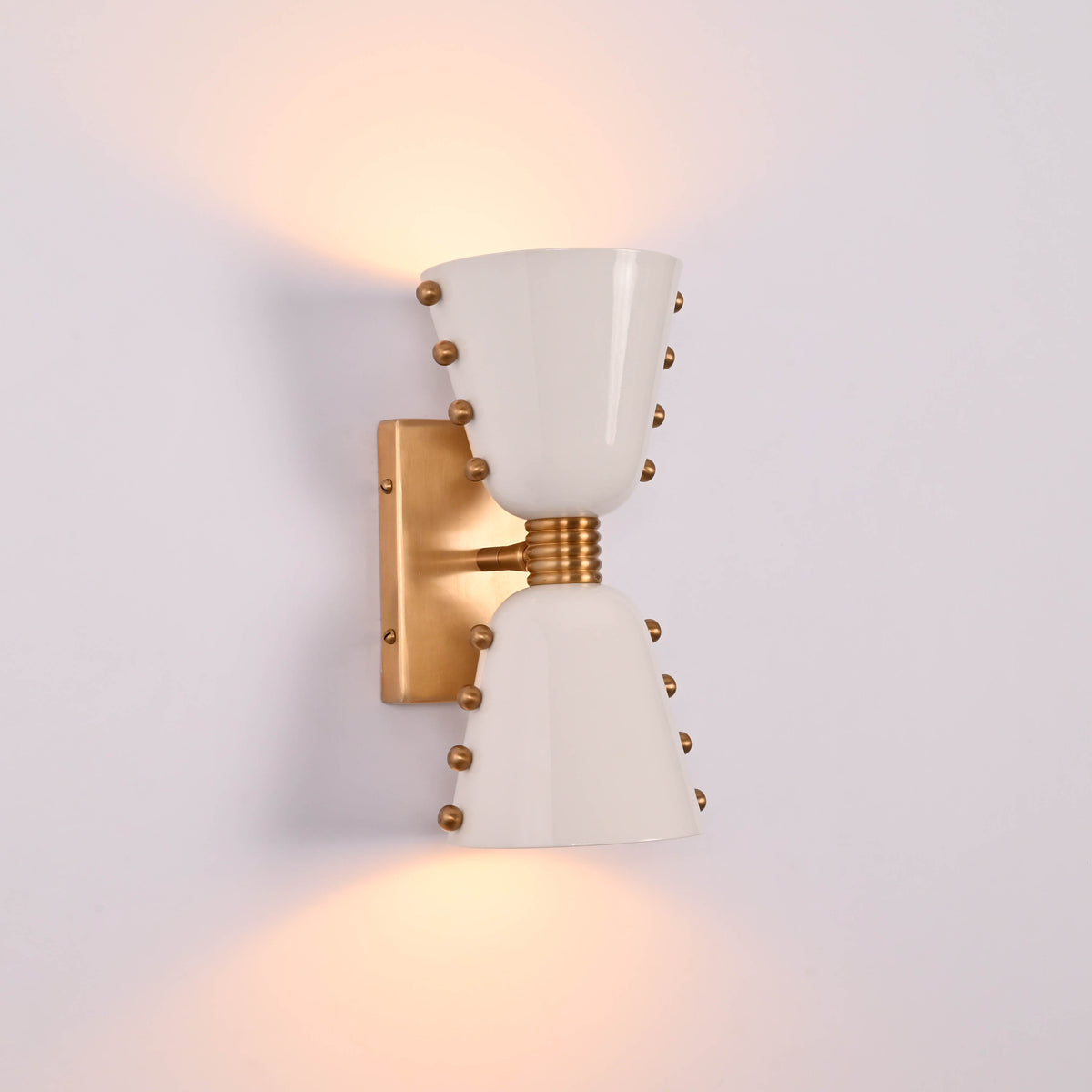 Luma Diabolo wall sconce dimension view showing 11 inch height and 6 inch width